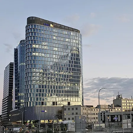 Urban Apartments Global Premium, 21St Floor No 5, Free Parking, Self Check-In Katovice Exteriér fotografie